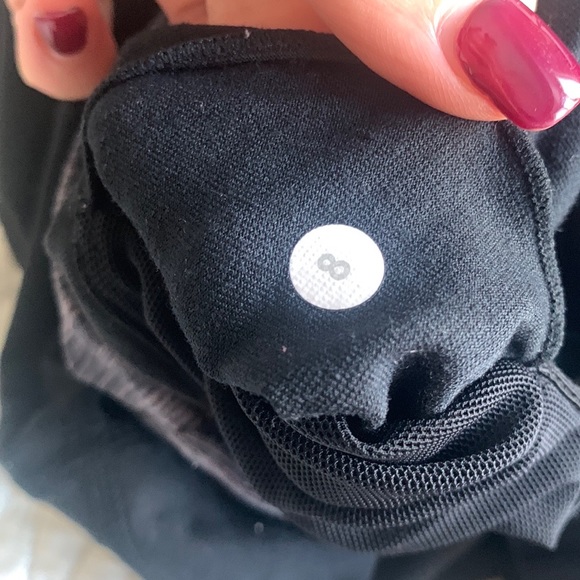 Lululemon black tank top workout - Picture 4 of 4